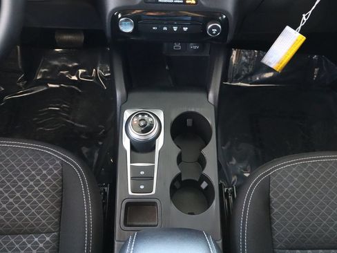Used 2024 Ford Escape Active w/ Tech Pack #2 FWD image 32