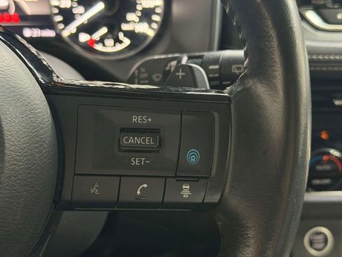 Used 2021 Nissan Rogue SV w/ Premium Package AWD/4WD image 14