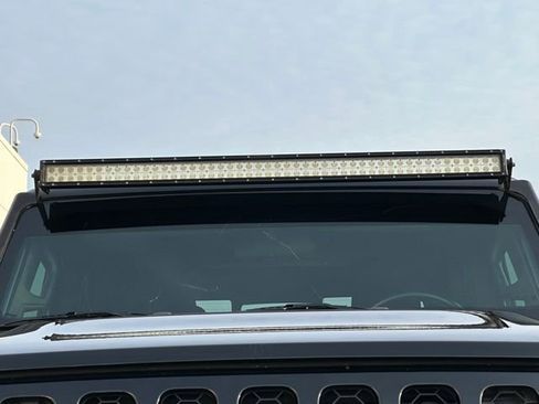 Used 2020 Jeep Gladiator Sport w/ Quick Order Package 24S image 12