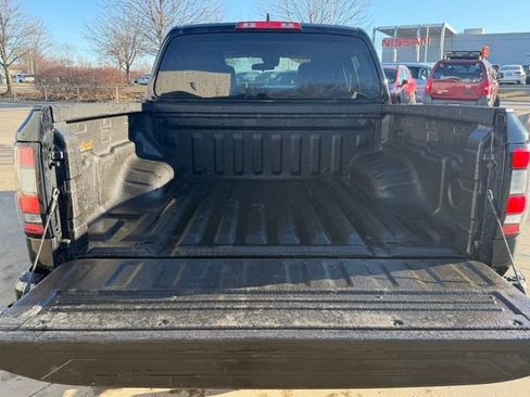 Used 2022 Nissan Frontier SV image 23