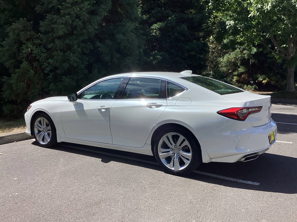 Used 2023 Acura TLX w/ Technology Package FWD image 9