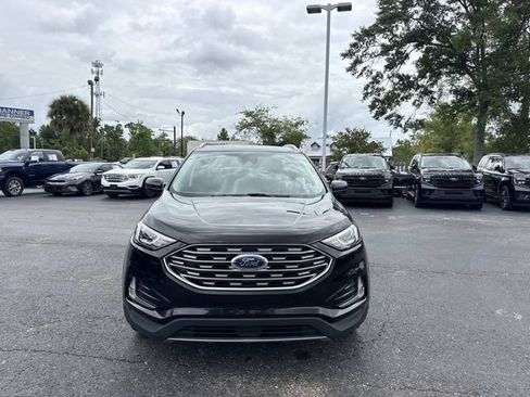 Certified 2022 Ford Edge SEL w/ Convenience Package AWD/4WD image 2