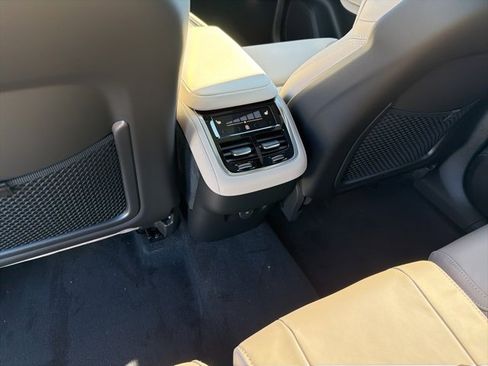 New 2026 Volvo XC90 B6 Ultra w/ Protection Package Premier image 8