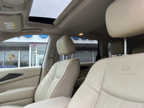 Used 2013 INFINITI JX35 AWD w/ Cargo Pkg image 16