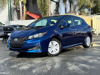 Used 2025 Nissan Leaf S video 2