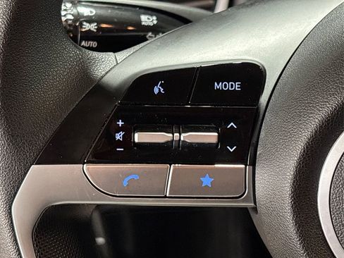 Used 2024 Hyundai Elantra SEL image 27