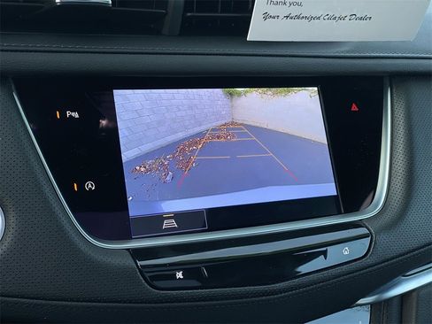 Certified 2025 Cadillac XT5 Premium Luxury image 16