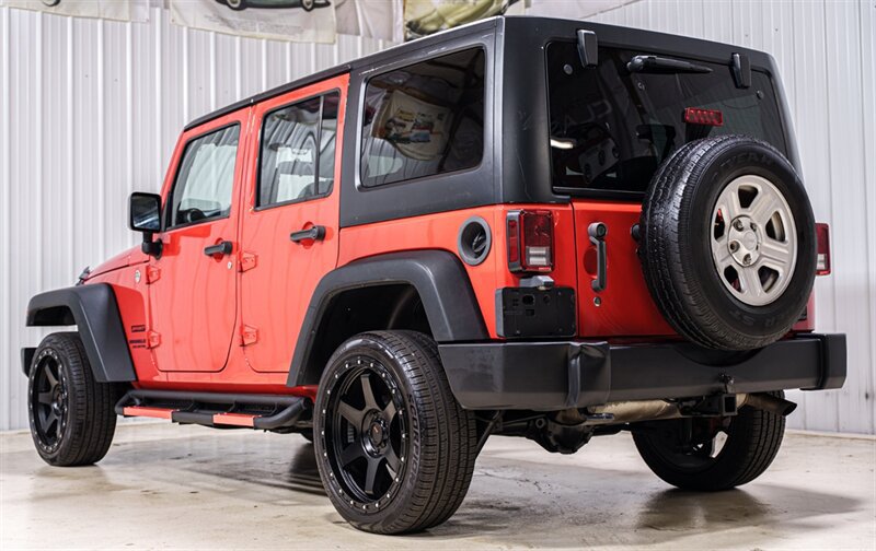 Used 2015 Jeep Wrangler Unlimited Sport w/ Connectivity Group AWD/4WD image 5