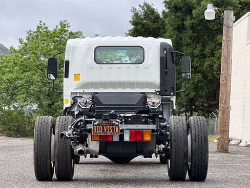 New 2025 Chevrolet Low Cab Forward 5500XG image 5