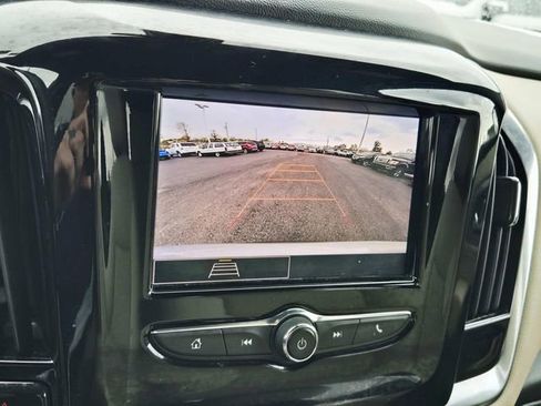 Certified 2022 Chevrolet Traverse LS image 24