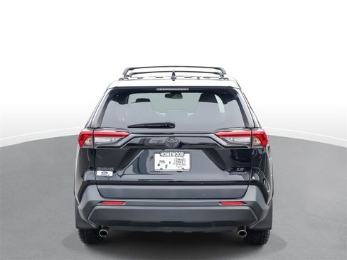 Used 2019 Toyota RAV4 LE image 7