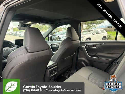 Used 2024 Toyota RAV4 SE w/ Convenience Package AWD/4WD image 21