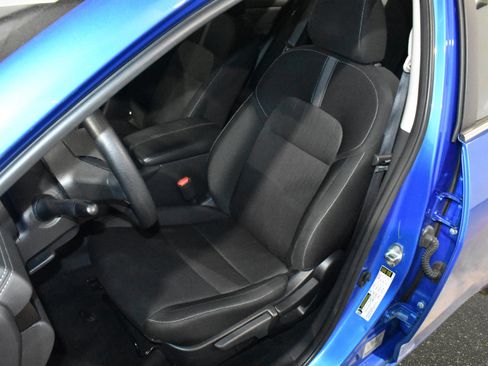 Used 2025 Nissan Sentra SV FWD image 26