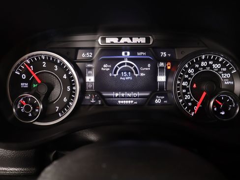 Used 2022 RAM 1500 Big Horn image 4