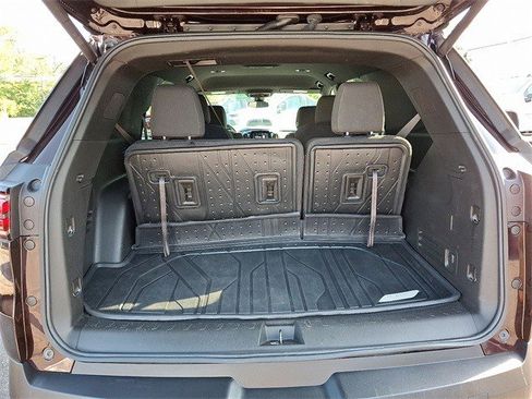 Certified 2023 Chevrolet Traverse LT w/ LPO, Floor Liner Package image 30