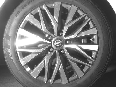 Used 2025 Nissan Altima 2.5 SV image 13