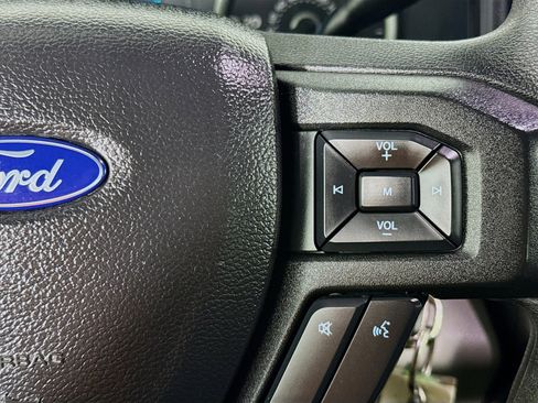 Used 2017 Ford F150 XLT image 14