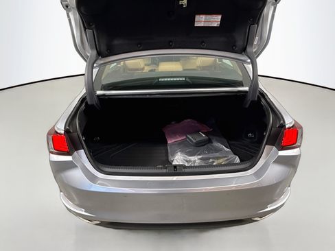 Used 2025 Lexus ES 350 w/ Premium Package FWD image 24