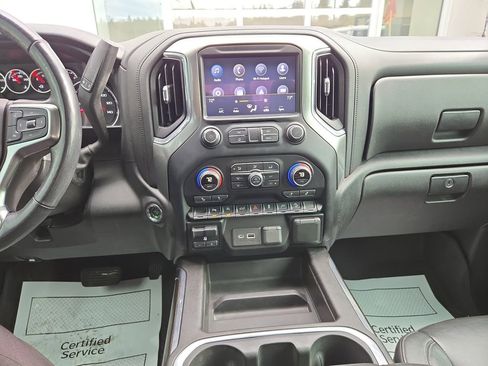 Used 2020 Chevrolet Silverado 1500 LT Trail Boss image 22
