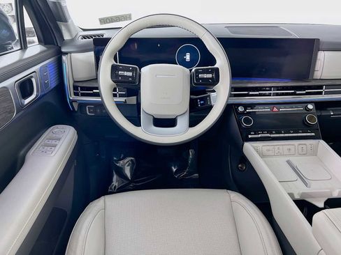 Certified 2025 Hyundai Santa Fe Calligraphy image 24