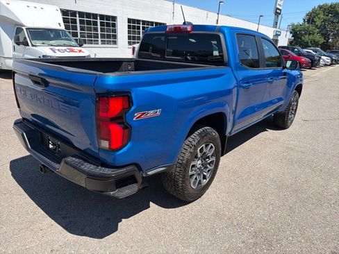 Used 2024 Chevrolet Colorado Z71 w/ Z71 Convenience Package 2 AWD/4WD image 6