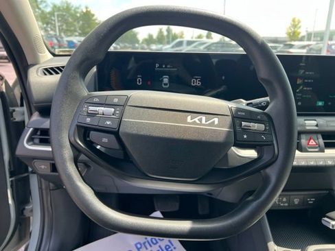 Certified 2025 Kia K4 FWD image 14