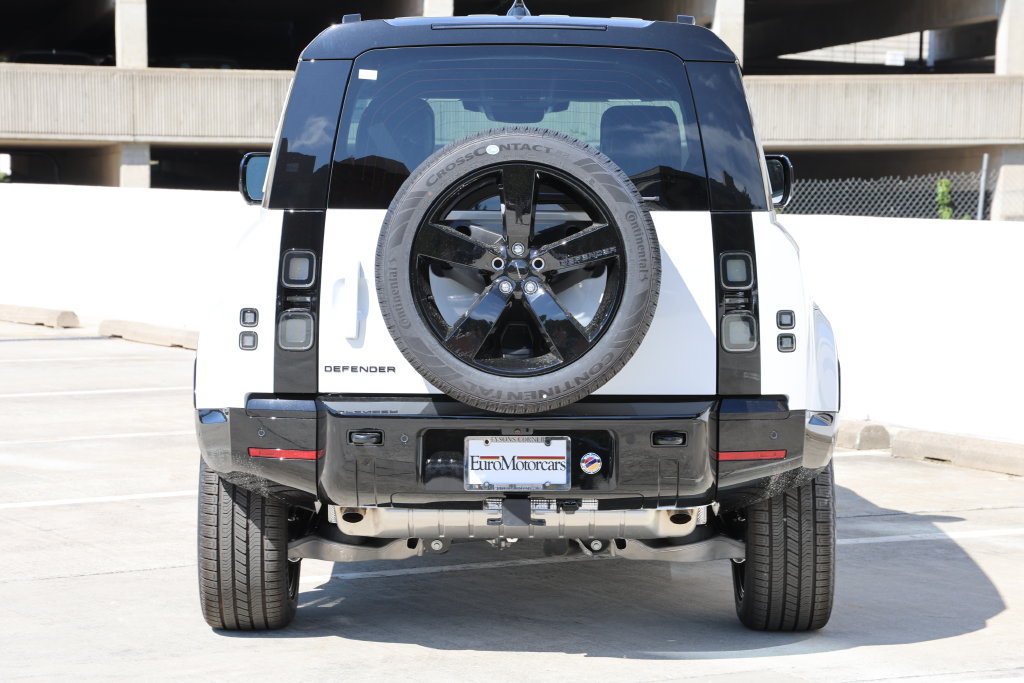 New 2026 Land Rover Defender 110 X-Dynamic SE AWD/4WD image 6
