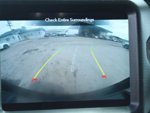 Used 2022 Jeep Wrangler Unlimited Sahara AWD/4WD image 34