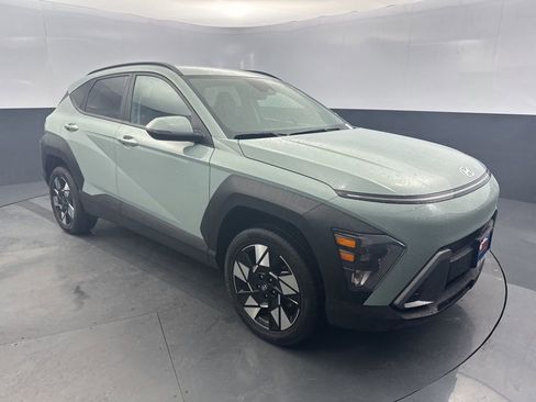 Used 2024 Hyundai Kona SEL image 7