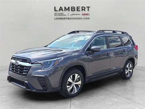 Used 2025 Subaru Ascent Premium AWD/4WD image 1