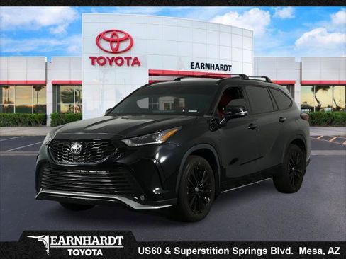 Certified 2024 Toyota Highlander XSE FWD image 1