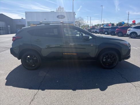 Used 2025 Subaru Crosstrek 2.5i Wilderness AWD/4WD image 2