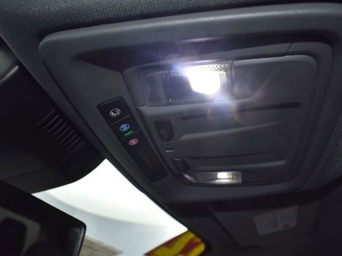 Used 2022 GMC Sierra 1500 Elevation AWD/4WD image 14