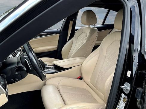 Used 2021 BMW 530i w/ Premium Package RWD image 20