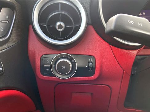 Used 2021 Alfa Romeo Stelvio Ti w/ Nero Edizione image 33