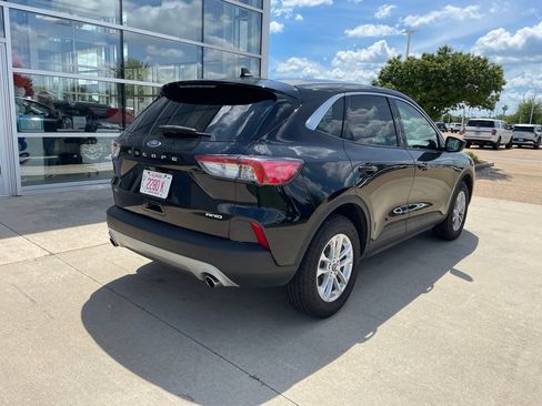 Certified 2022 Ford Escape SE AWD/4WD image 5