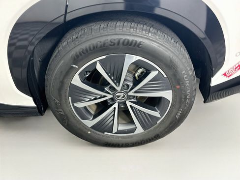 Used 2023 Lexus RZ 450e Premium w/ Technology Package AWD/4WD image 11