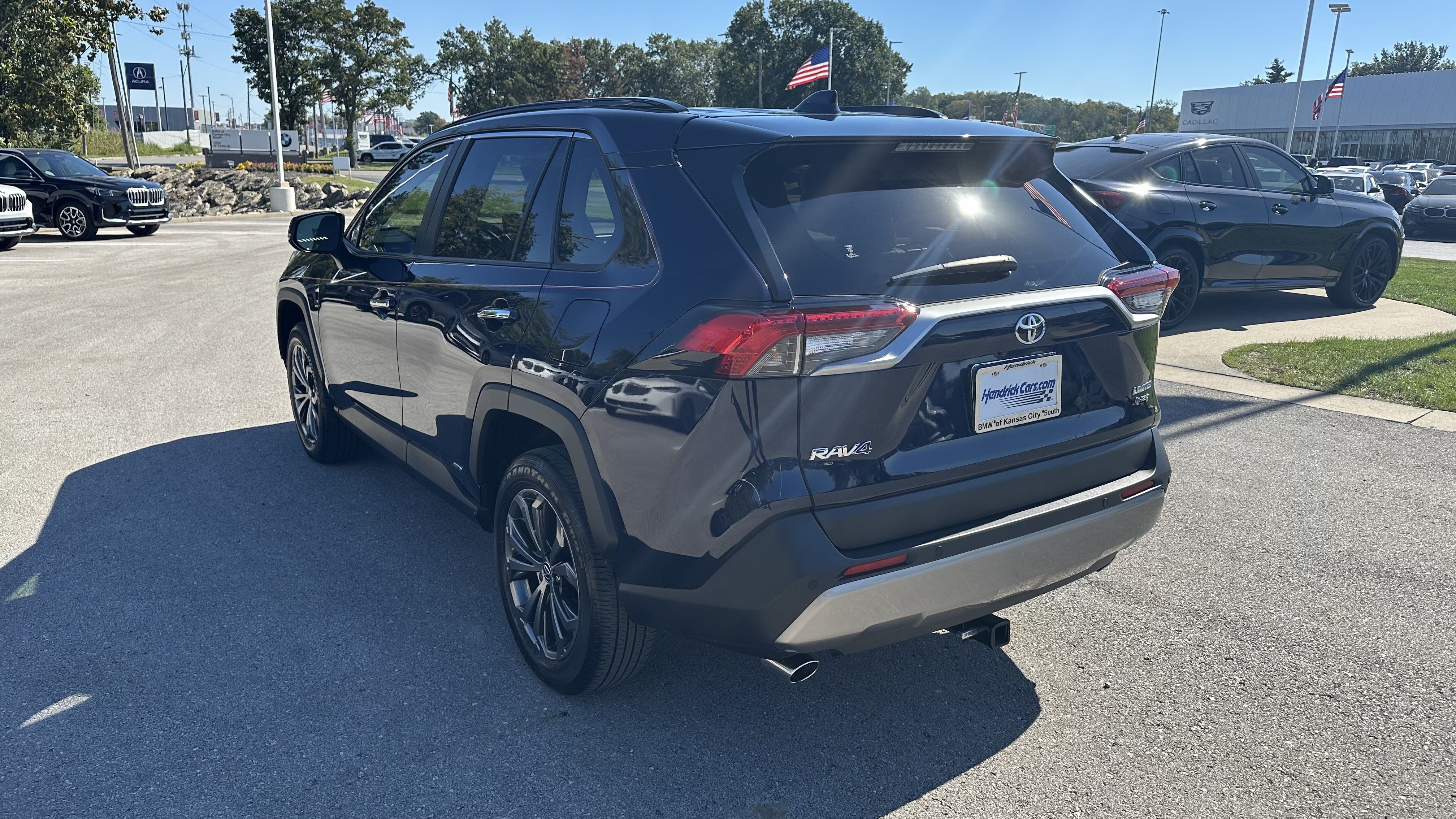 Used 2025 Toyota RAV4 Limited w/ Advanced Technology Package AWD/4WD image 8