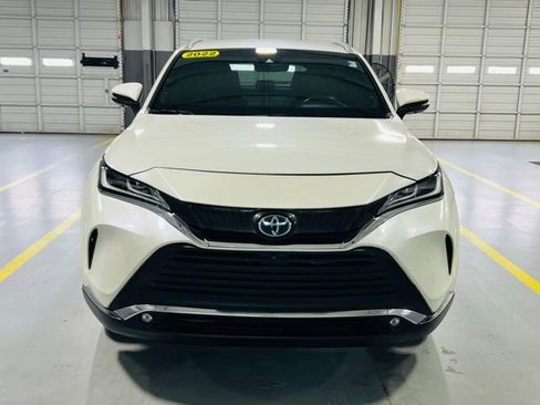 Used 2022 Toyota Venza Limited AWD/4WD image 13