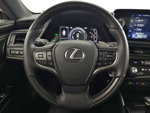 Used 2023 Lexus ES 300h Ultra Luxury w/ Accessory Package (Z2) FWD image 19