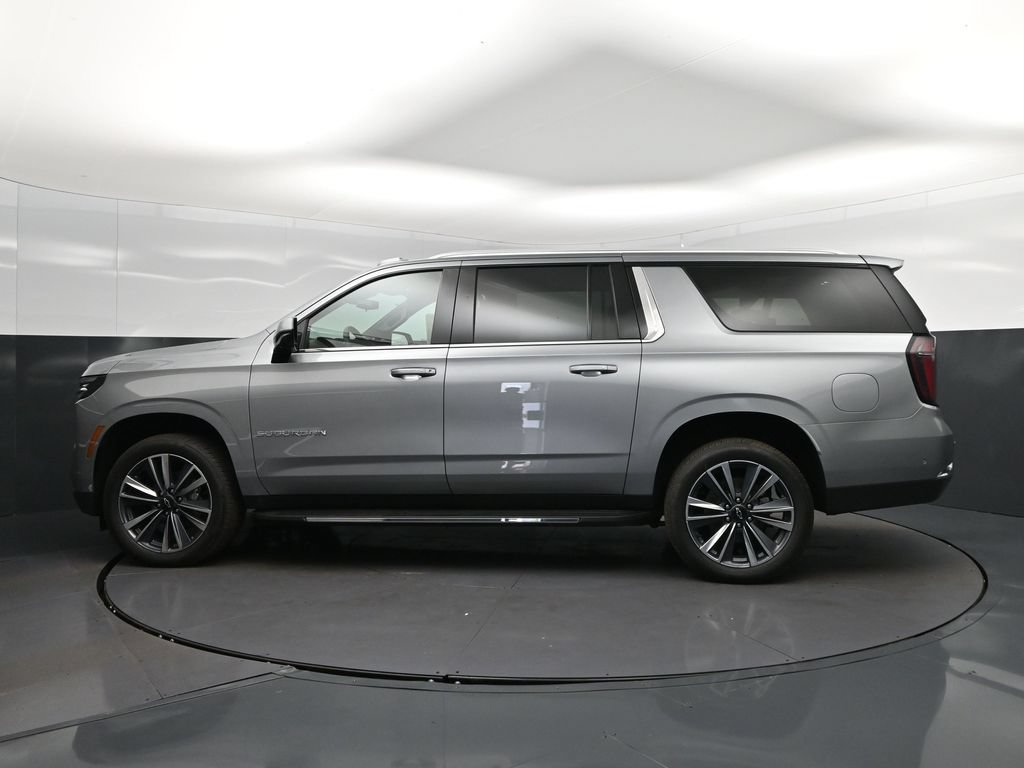 New 2026 Chevrolet Suburban LS RWD image 4