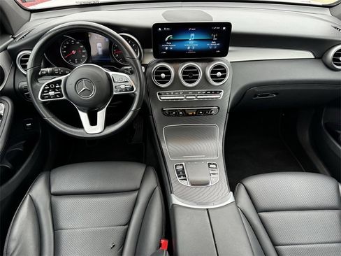 Used 2022 Mercedes-Benz GLC 300 image 12