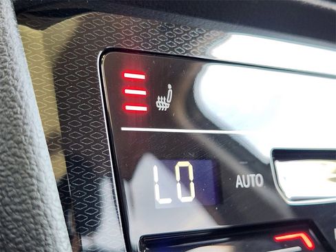 New 2025 Volkswagen Taos SEL image 14