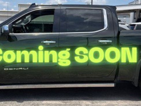 Used 2022 GMC Sierra 1500 Denali AWD/4WD image 2