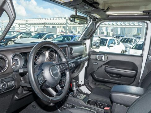 Used 2020 Jeep Wrangler Unlimited Sport S image 15