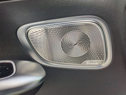 Used 2025 Mercedes-Benz GLC 300 image 56