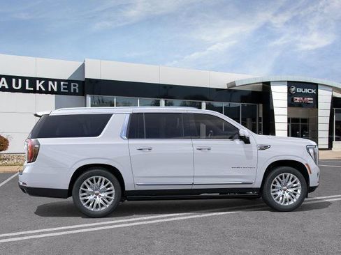 New 2026 GMC Yukon XL Denali image 5