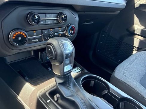 Used 2025 Ford Bronco 4-Door AWD/4WD image 32
