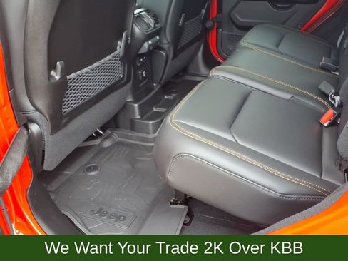 New 2026 Jeep Wrangler Sahara w/ Whitecap Package image 9