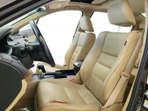 Used 2011 Honda Accord EX-L image 17